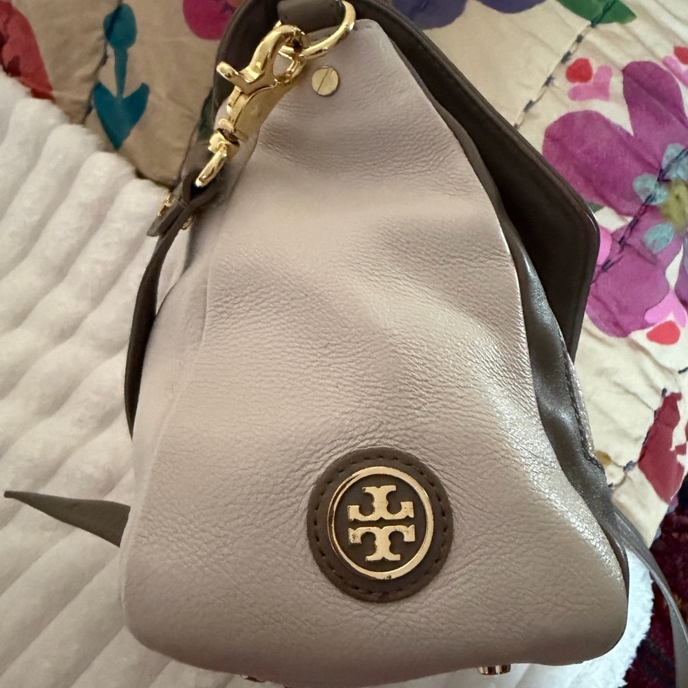 Tory Burch 797 Two-Tone Leather Satchel - Picture 2 of 5